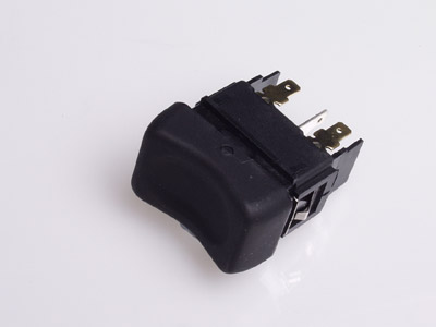 KATKAISIN PALAUTT.353628 - Katkaisijat, merkkikohtaiset - 1045-0520 - 1