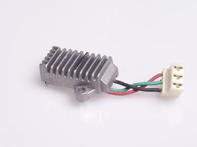 SÄÄDIN 131282 24V RTT113B - Lataus-säädin - 2016-1681 - 1