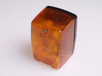 HELLA KELTAINEN VILKKULYHTY ETEEN 90X60MM - 2BA 002 652-101 - Etuvalot ja -vilkut yleismallit - 2BA002652101 - 1