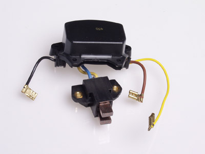 SÄÄDIN 12V PENTA YV7735 - Lataus-säädin - 2026-1672 - 1