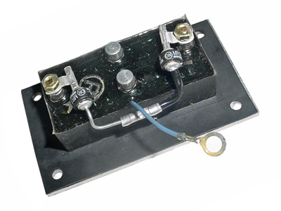 SÄÄDIN 24V 140A LC - Lataus-säädin - 96852 - 1