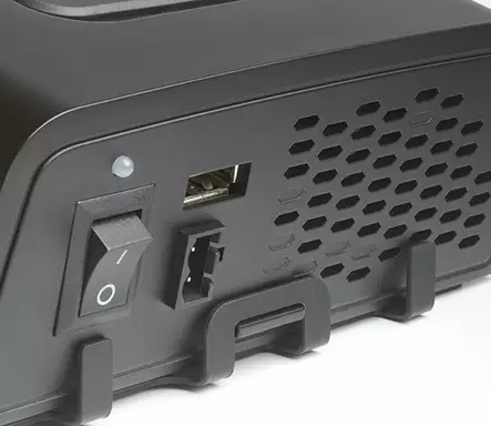 Dometic DSP212 siniaaltoinvertteri 12V 150W tup.syt - Siniaalto invertterit 12V - 9600002603 - 2