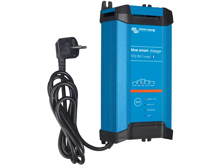 Victron Energy Blue Smart IP22 12V 15A (1) akkulaturi - Victron Energy akkulaturit - 1702-87243 - 1