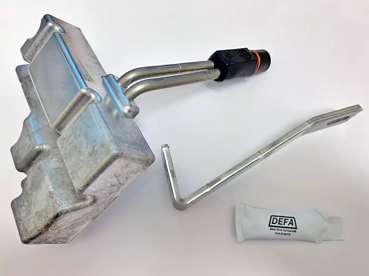 MOOTTORINLÄMMITIN 230V - Defa-autolämpötuotteet - DA423843 - 1