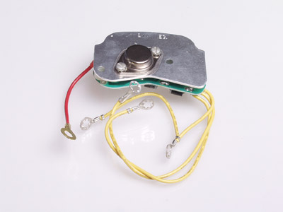 SÄÄDIN CAT 24V 25SI 1892824 - Lataus-säädin - 2006-1513 - 1