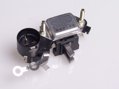 SÄÄDIN IVR-762 L225-8315 - Lataus-säädin - 2011-1854 - 1