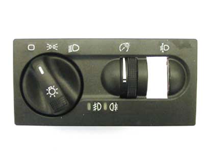 VALOKATK. GOLF III 92-97 - Katkaisijat, merkkikohtaiset - 1033-0437 - 1