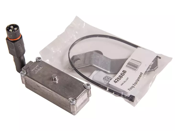 MOOTTORINLÄMMITIN 230V - Defa-autolämpötuotteet - DA423868 - 1