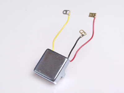 SÄÄDIN ACR 3-JOHT. UCB103 - Lataus-säädin - 2015-1828 - 1