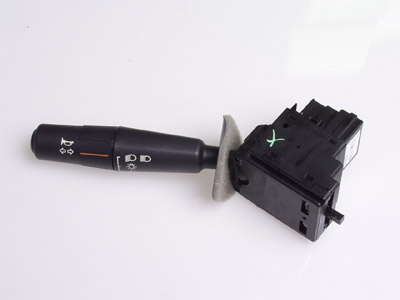 VILKKUKATK. P-106,P-306 - Katkaisijat, merkkikohtaiset - 1043-251219 - 1