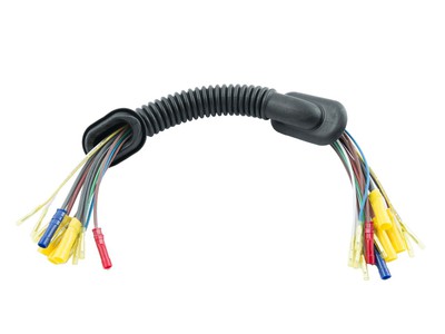 JOHTOSARJA TAKALUUKKU BMW 1-SRJ. (E81, E87) # - Johtosarjat, merkkikohtaiset - 1571-66069 - 1