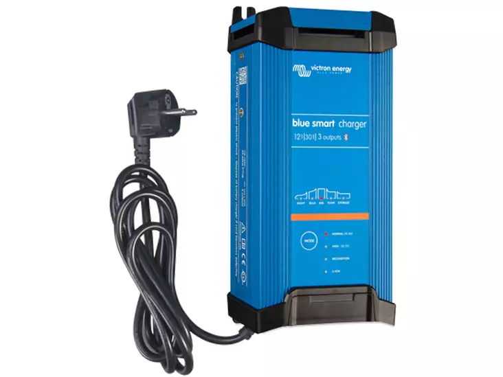 Victron Energy Blue Smart IP22 12V 30A (3) akkulaturi - Victron Energy akkulaturit - 1702-87249 - 1