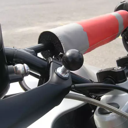 RAM Mounts kiinnityspallo kierteellä 3/8"-16 1" B-sarja - Komponentit B-sarja 1 " pallo - RAM-B-236U - 2